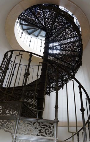 grande-hauteur-escalier