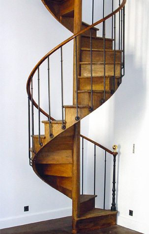 grande-hauteur-escalier